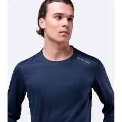 Zhik UV Active Langarmshirt Herren Marineblau, Größe M 10 Zhik UV Active Langarmshirt Herren Marineblau, Größe M -12 Seemeilen atp 0070 m nvy grid web 4 jpg